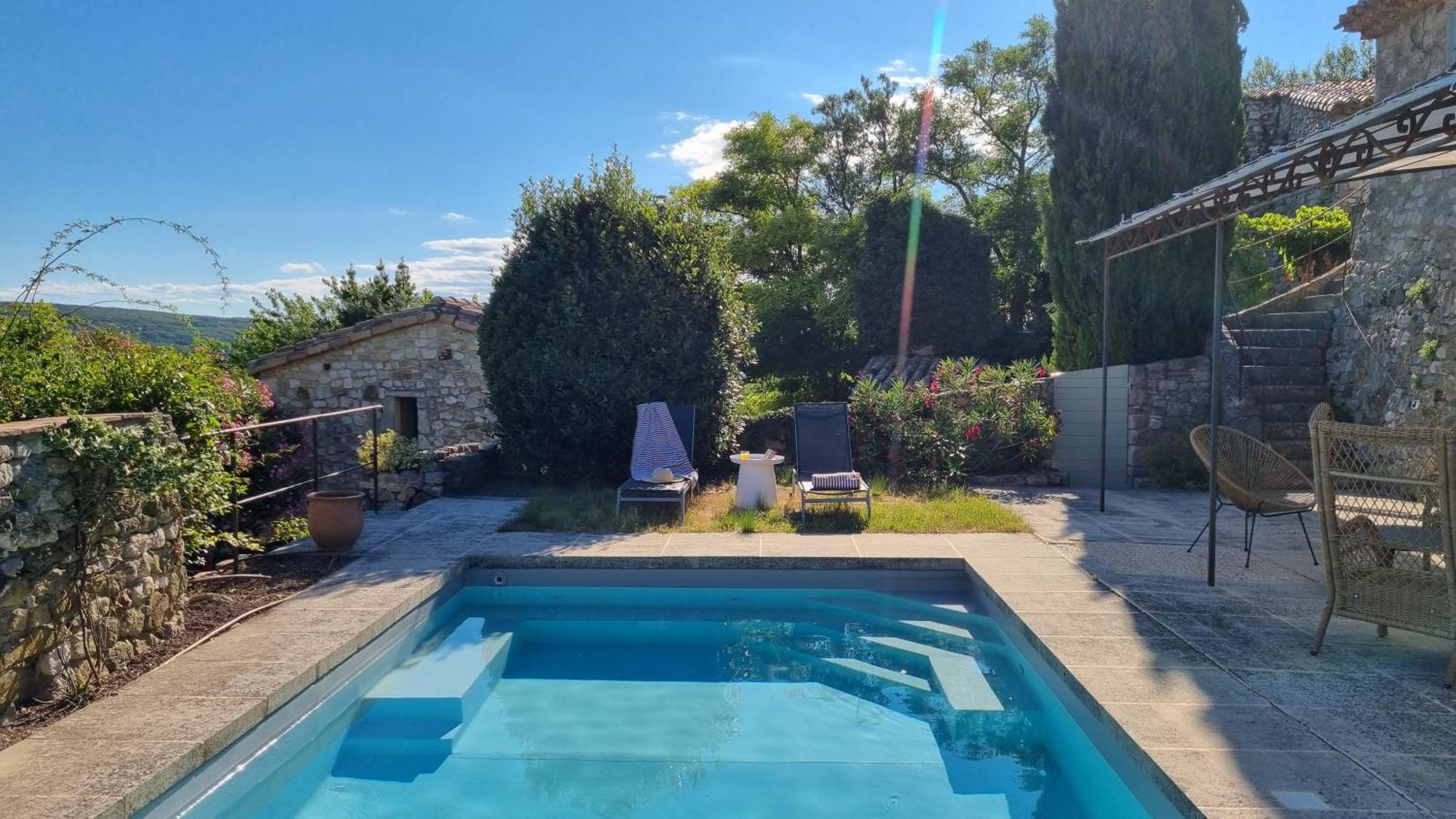 Bed and Breakfast Les Toits De Valaurie Esterno foto